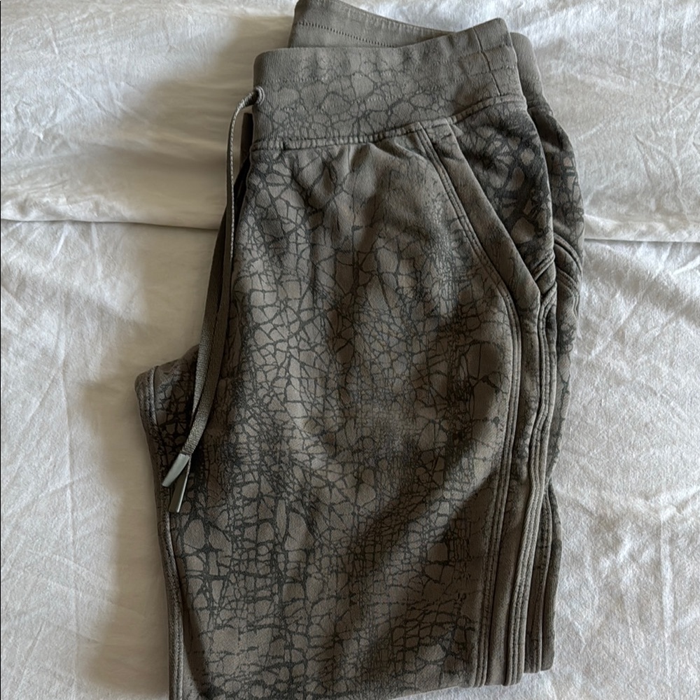 Lululemon Warm Down High-Rise Joggers